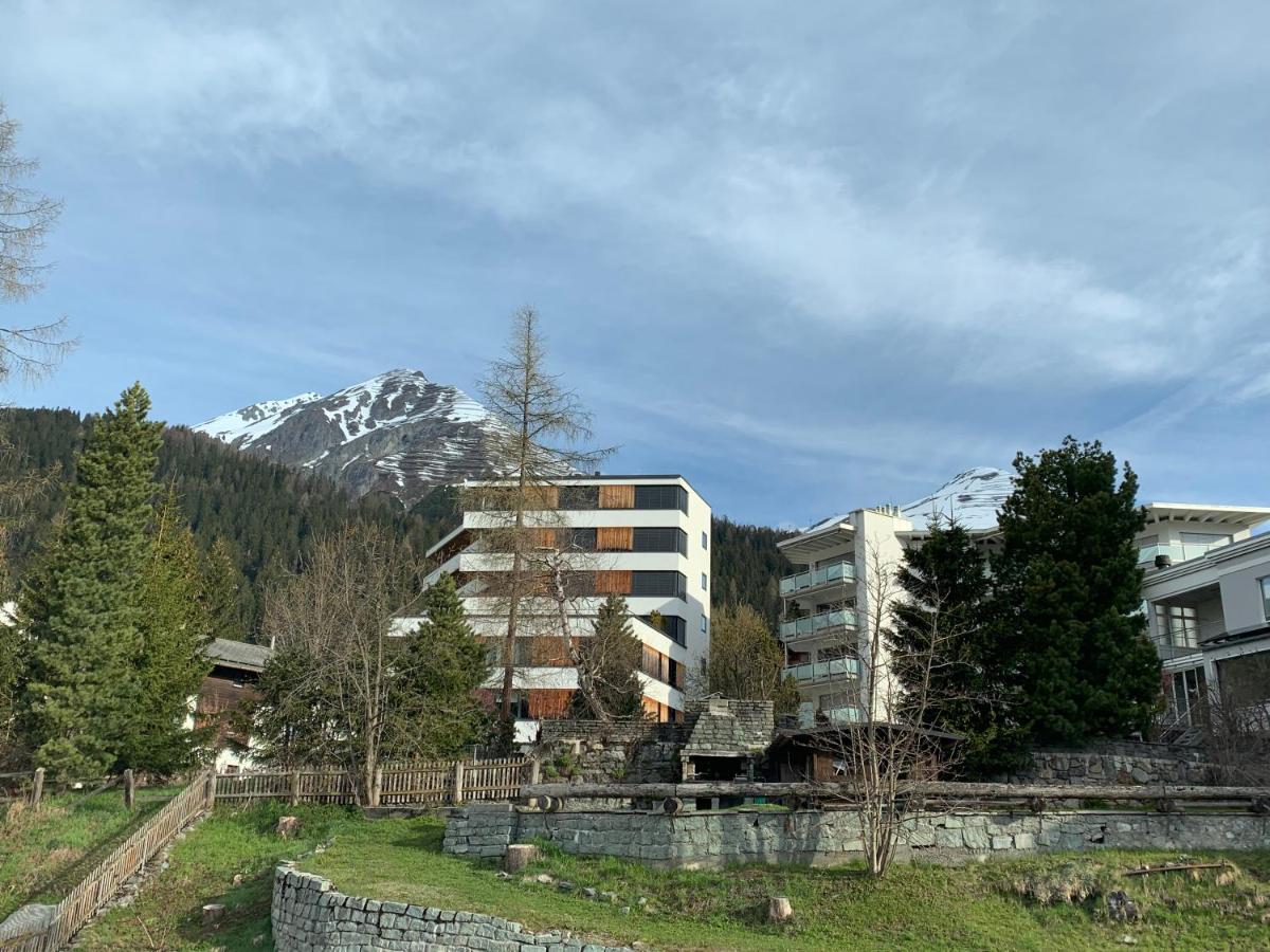 Zentral Bei Kongresshaus, Langlaufloipe, Hallenbad, Garage, Wifi, Voll Ausgestattet - Fewo Gian Davos Buitenkant foto